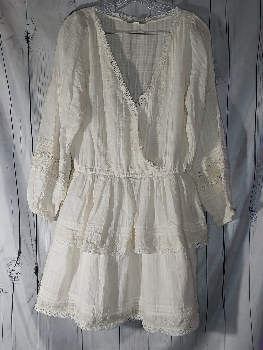 American Eagle Off White Lace Trim V‑Neck Boho Romantic Tiered Mini Dress